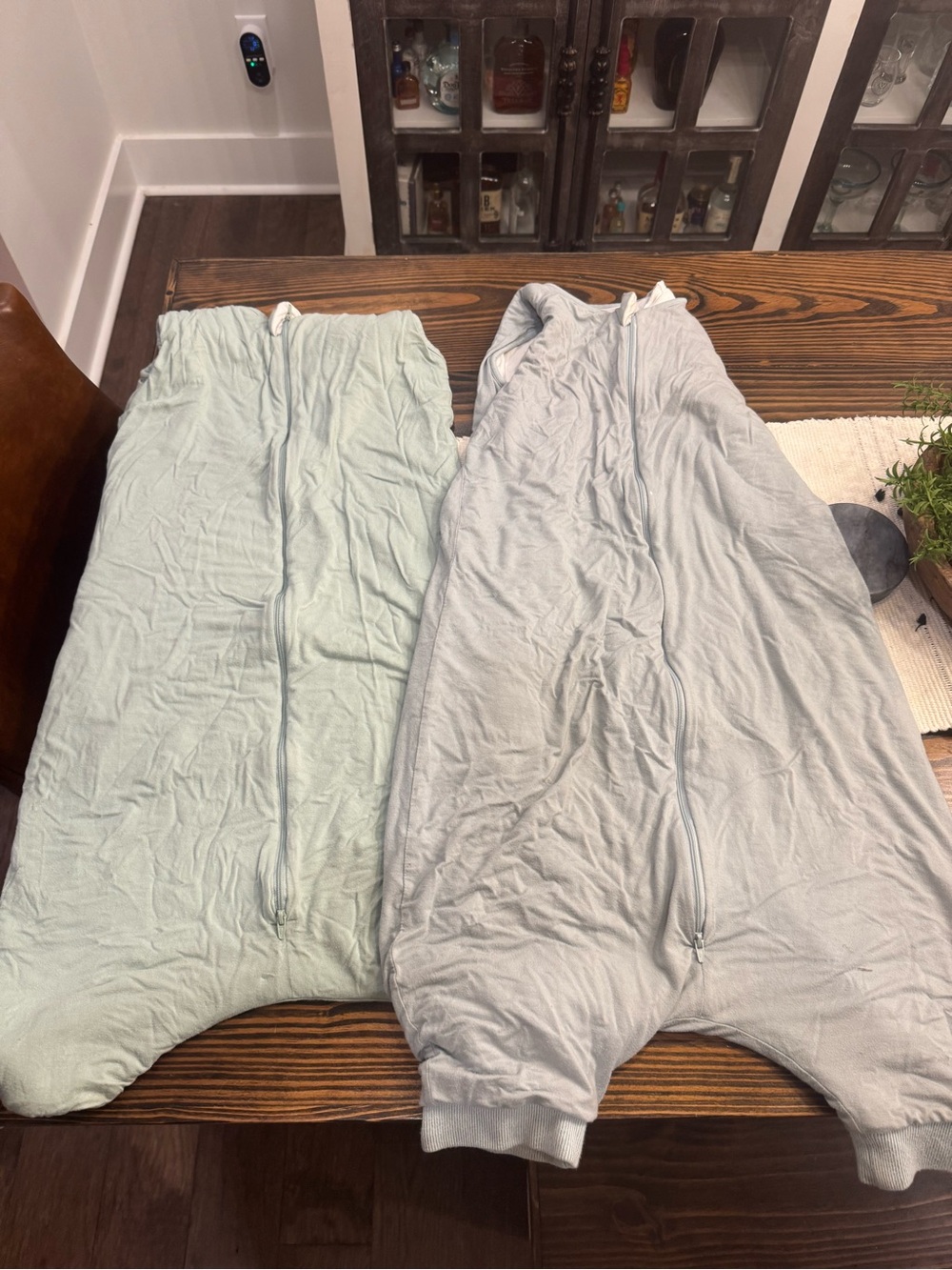 Kyte BABY Twin Pack Sleep Sacks in Light Gray and Pale Mint